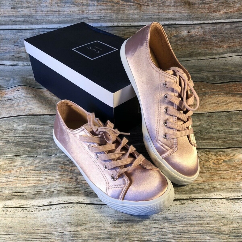 Kaari Blue Womens Samantha Low Top Lace Up Sneaker